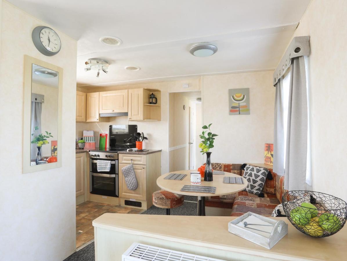 Trewan Chalet Холихед Экстерьер фото