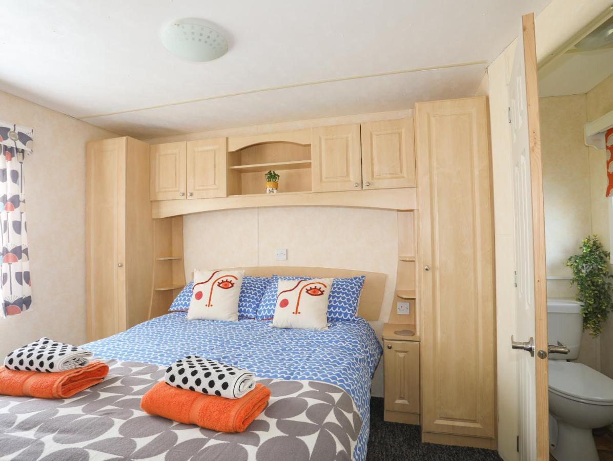 Trewan Chalet Холихед Экстерьер фото
