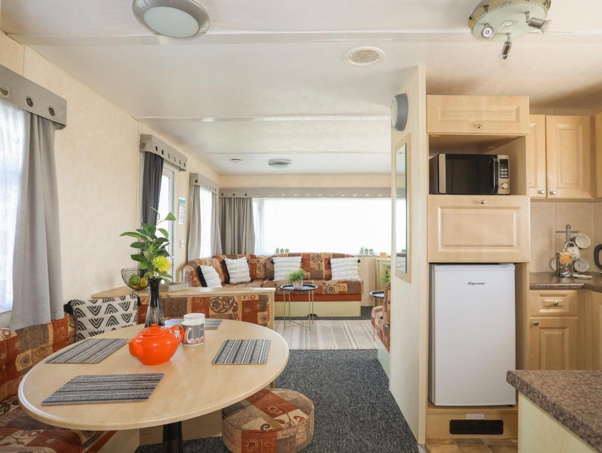 Trewan Chalet Холихед Экстерьер фото